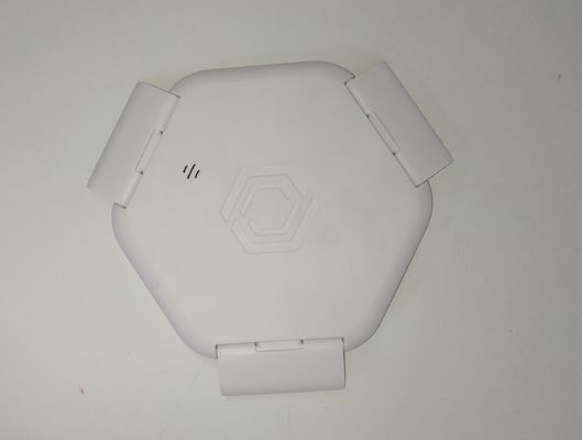 Laser que talla piezas plásticas decorativas del moldeo a presión del ABS