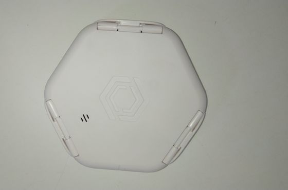 Laser que talla piezas plásticas decorativas del moldeo a presión del ABS