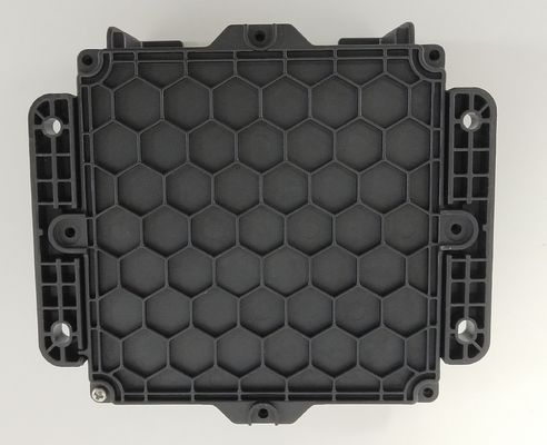 Las piezas moldeadas plásticas de encargo de LUPOX GP2156F HQPL000203 engrasan la inyección