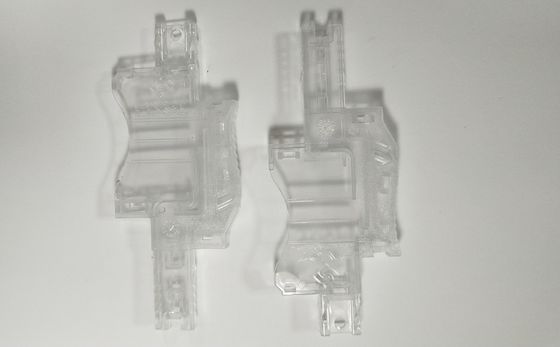 El laser que tallaba moldeo por inyección los moldeos por inyección plásticos HRC 32 de las piezas