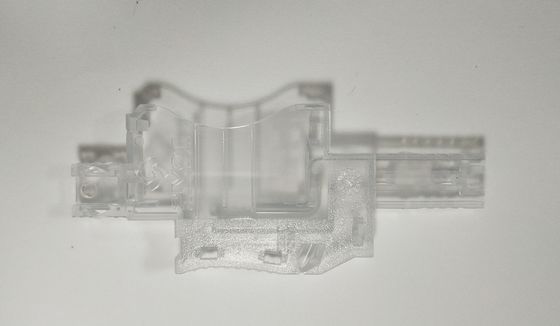 El laser que tallaba moldeo por inyección los moldeos por inyección plásticos HRC 32 de las piezas
