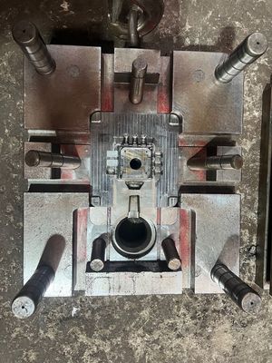 Tratamiento térmico helado dado de la fundición a presión del aluminio de S136H 718H 2343