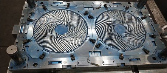 El moldeo por inyección plástico del aparato electrodoméstico grabó al agua fuerte la inyección plástica del molde de encargo