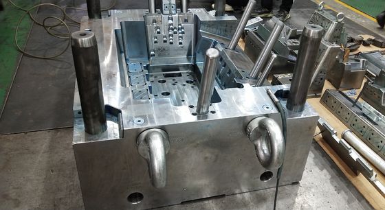 Moldeo por inyección modificado para requisitos particulares plástico del moldeo a presión de la precisión de los PP del ABS para los aparatos electrodomésticos grandes