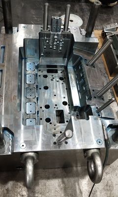 Moldeo por inyección modificado para requisitos particulares plástico del moldeo a presión de la precisión de los PP del ABS para los aparatos electrodomésticos grandes