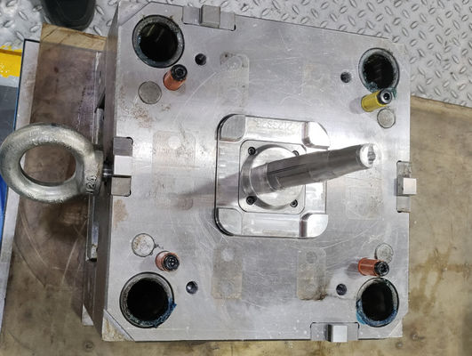 Solución de moldeo por inyección de cavidad única personalizada con temperatura de moho de 150 a 200 °C